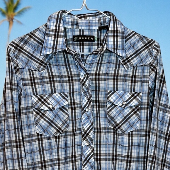 Top By Roper - Picture 4 of 17